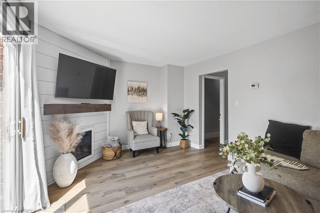 149 Brantwood Park Road Unit# F, Brantford, Ontario  N3P 1X9 - Photo 11 - 40823047