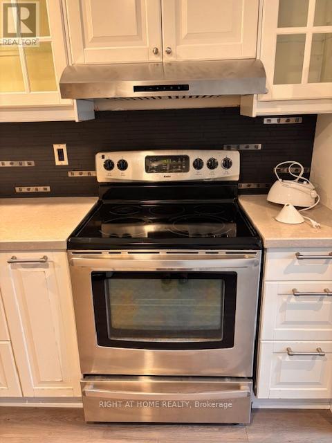 228 Linsmore Crescent, Toronto, Ontario  M4J 4L7 - Photo 13 - E13053892