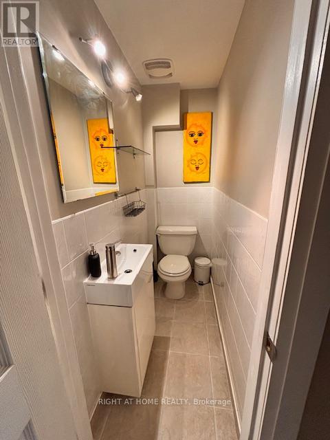 228 Linsmore Crescent, Toronto, Ontario  M4J 4L7 - Photo 17 - E13053892