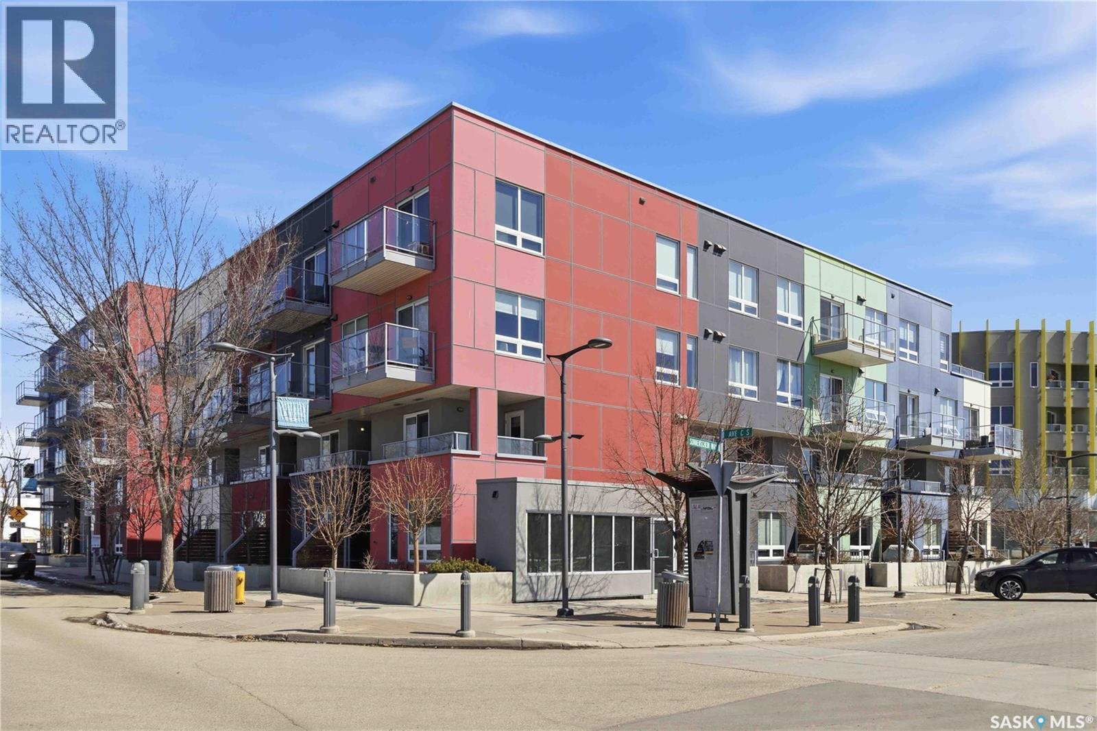 418 C Avenue S, Saskatoon, Saskatchewan  S7M 1N6 - Photo 1 - SK027233