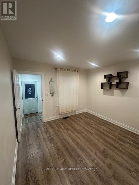 228 Linsmore Crescent, Toronto, Ontario  M4J 4L7 - Photo 25 - E13053892