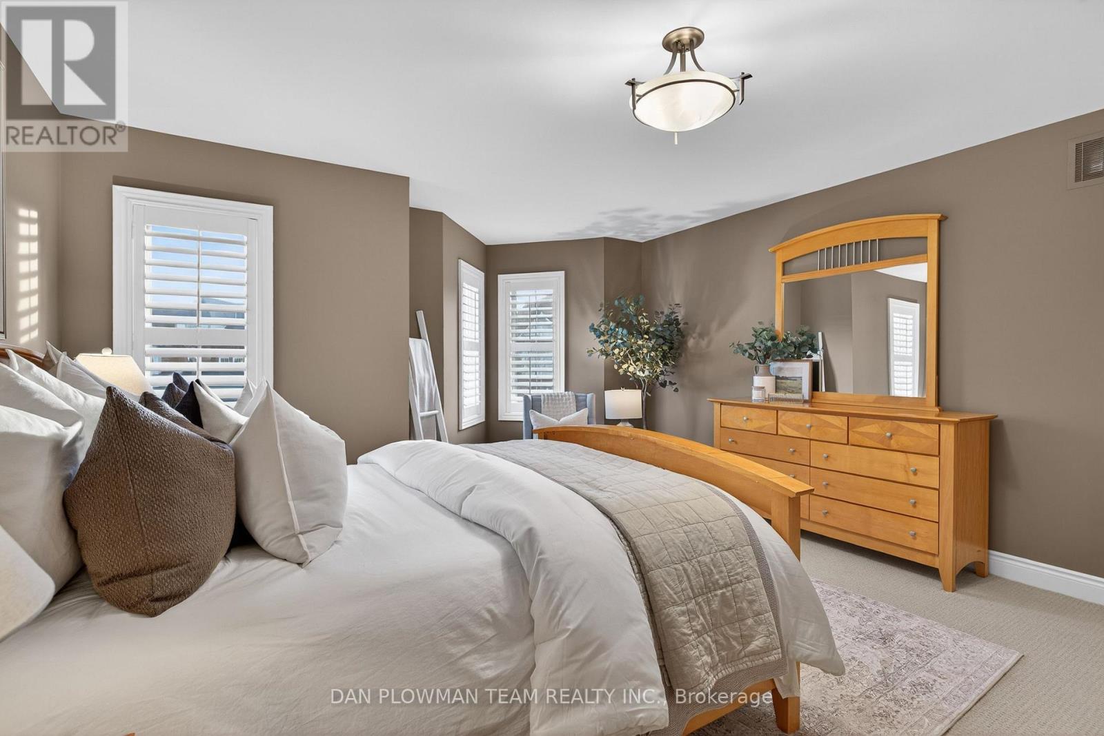 4 Benington Court, Whitby, Ontario  L1M 0H3 - Photo 27 - E13056730