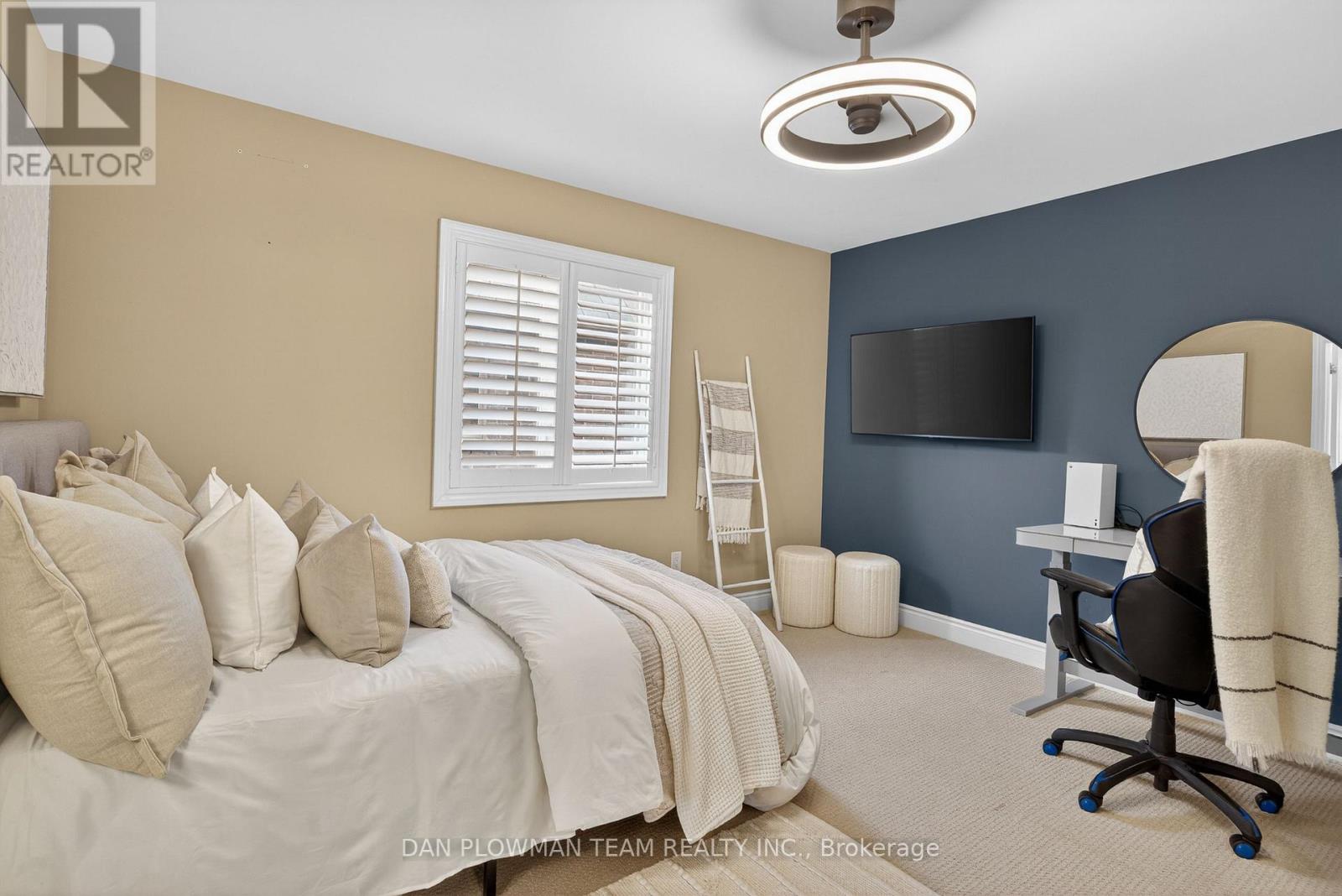 4 Benington Court, Whitby, Ontario  L1M 0H3 - Photo 32 - E13056730