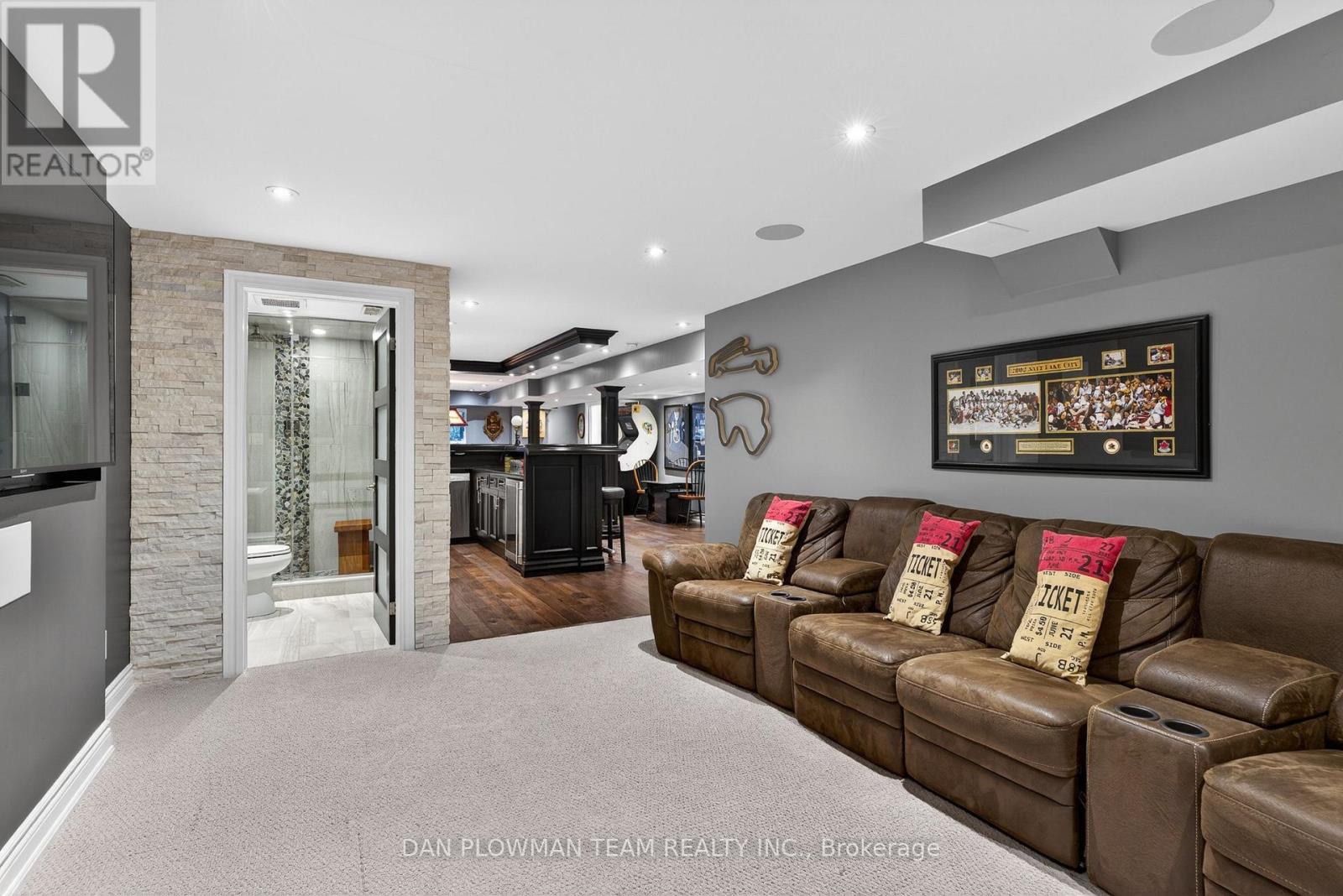 4 Benington Court, Whitby, Ontario  L1M 0H3 - Photo 36 - E13056730