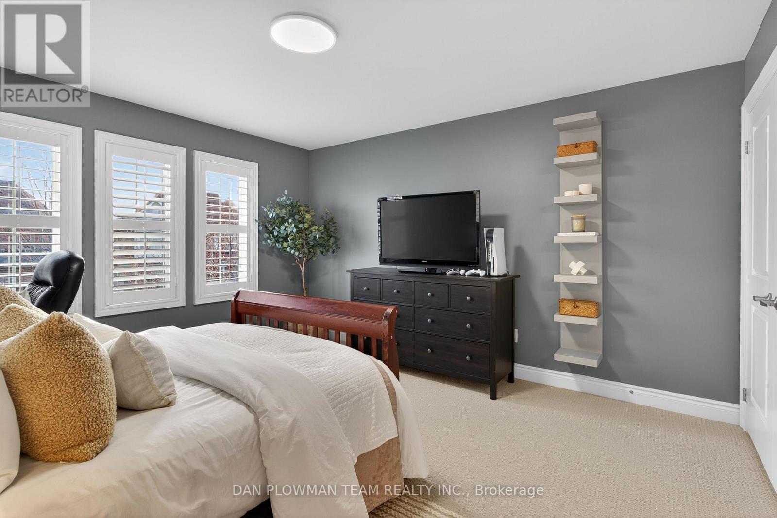 4 Benington Court, Whitby, Ontario  L1M 0H3 - Photo 29 - E13056730