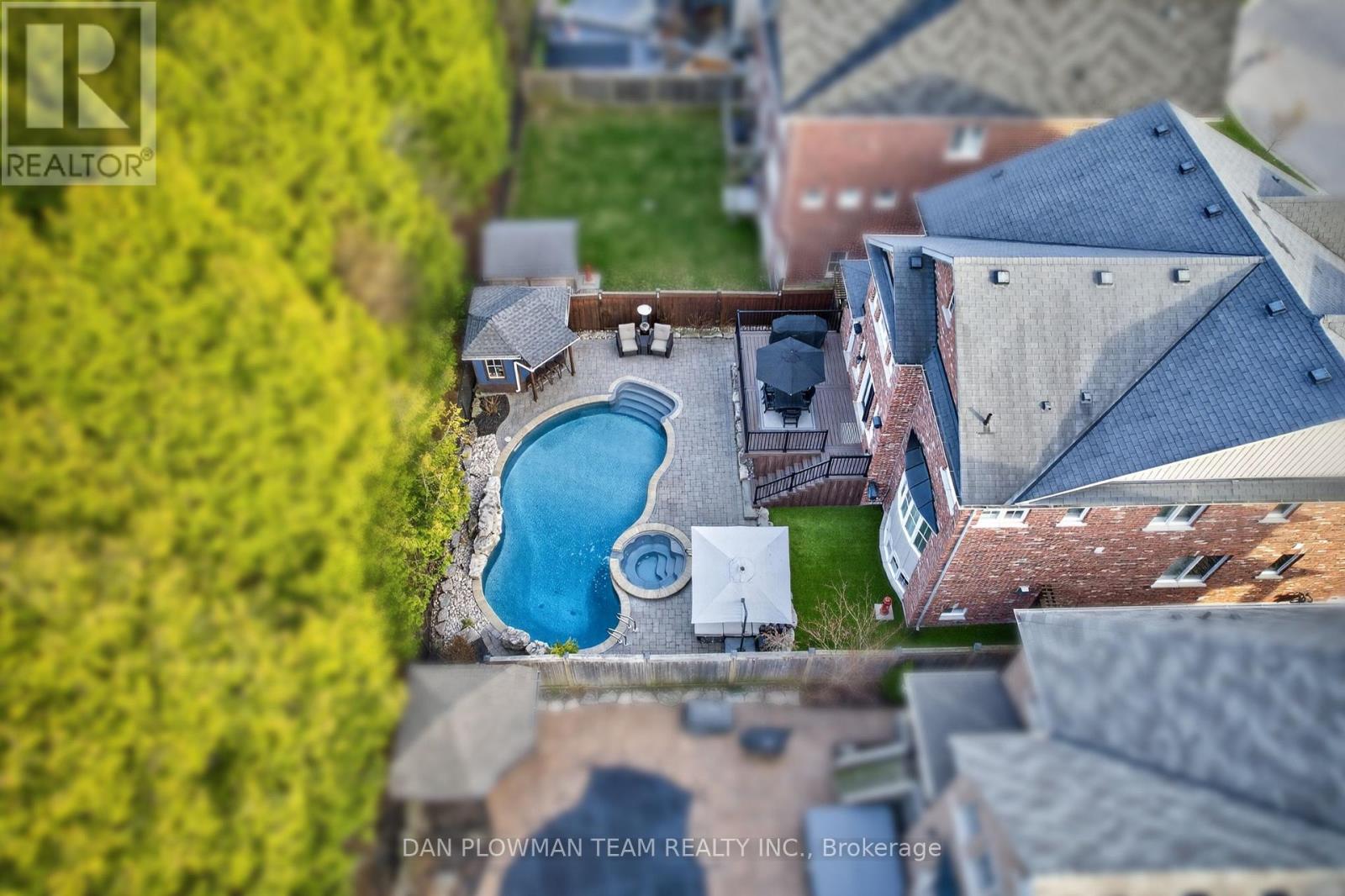 4 Benington Court, Whitby, Ontario  L1M 0H3 - Photo 45 - E13056730