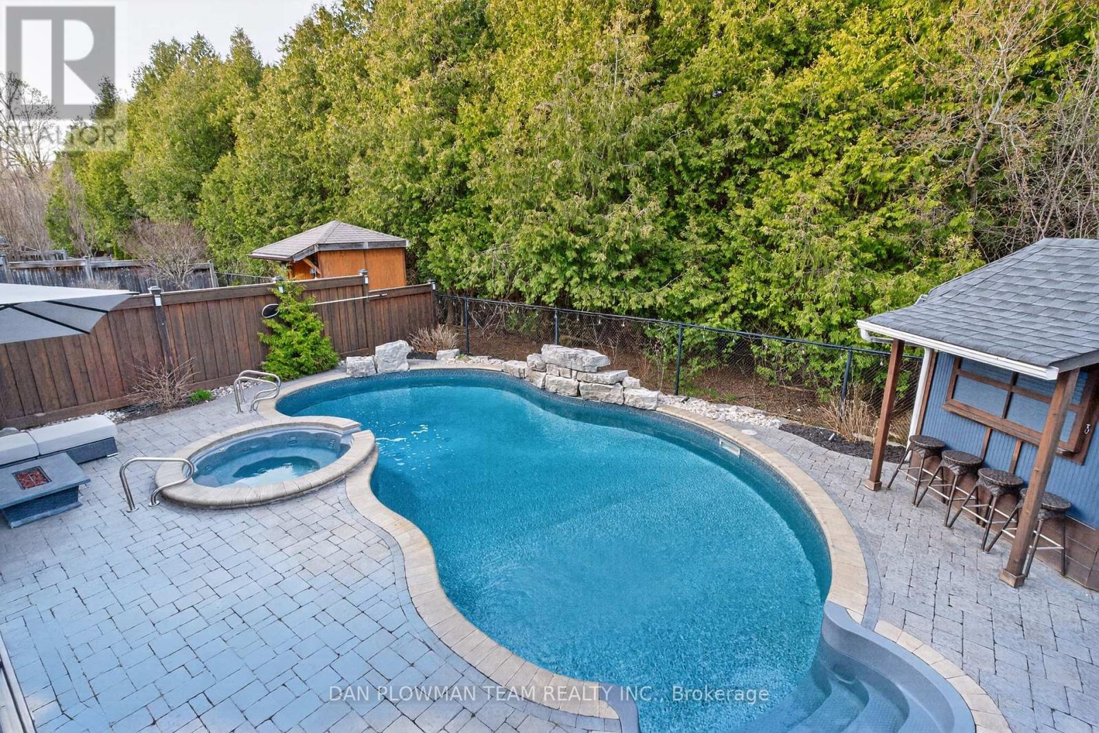 4 Benington Court, Whitby, Ontario  L1M 0H3 - Photo 41 - E13056730