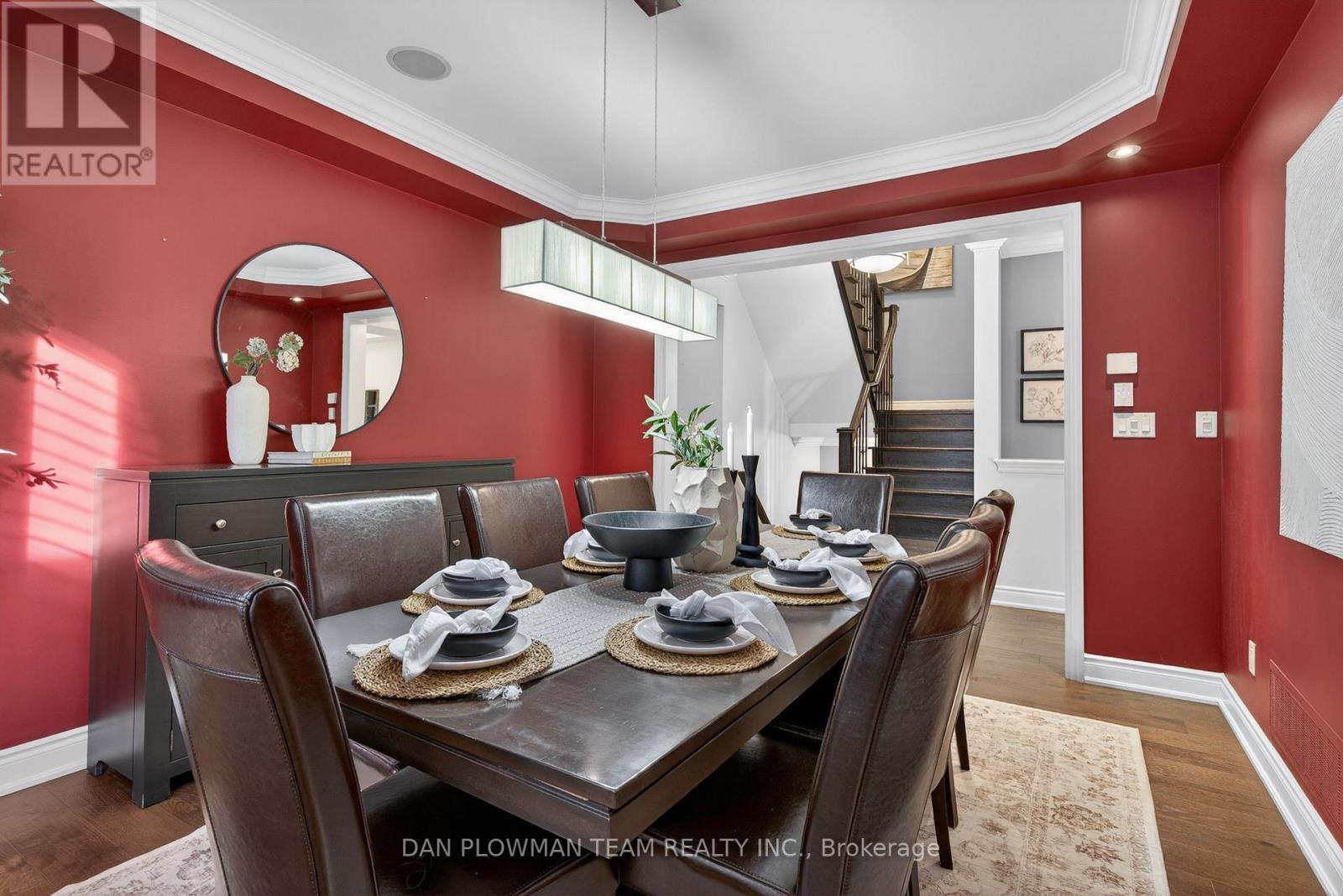 4 Benington Court, Whitby, Ontario  L1M 0H3 - Photo 5 - E13056730