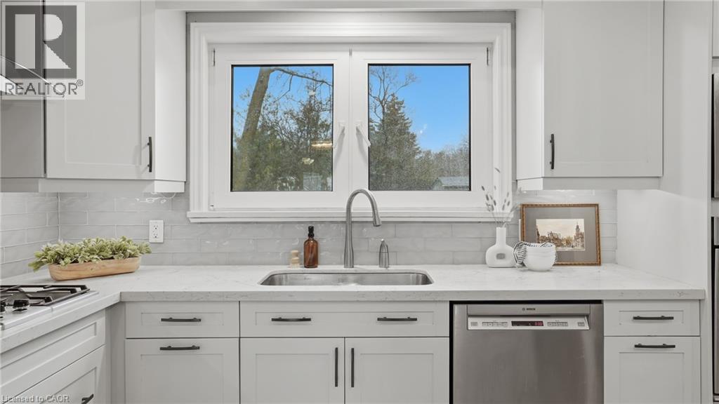 525 Grand Boulevard, Oakville, Ontario  L6H 1P4 - Photo 11 - 40822924