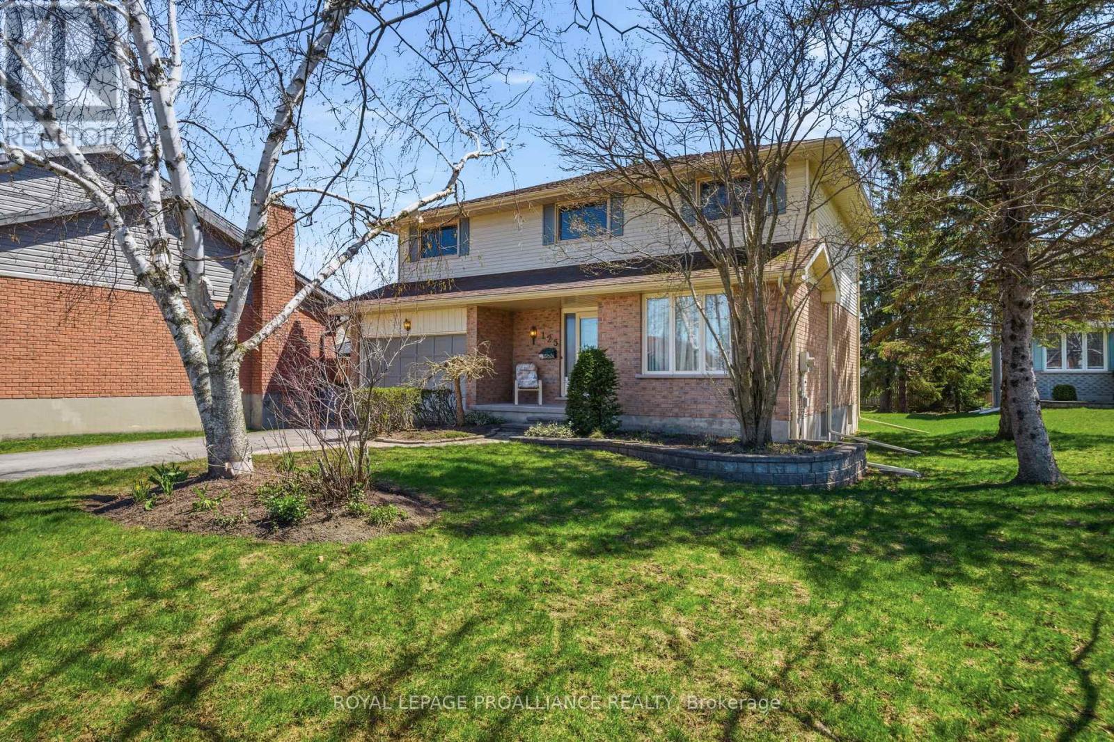 125 TRACEY PARK DRIVE, Belleville, Ontario