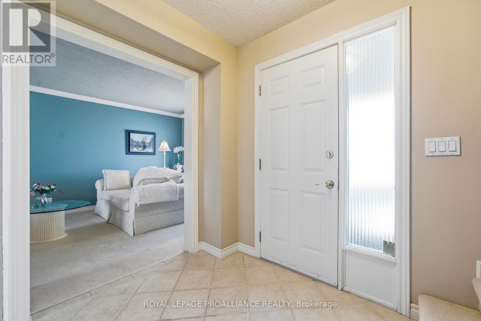 125 Tracey Park Drive, Belleville, Ontario  K8P 5C7 - Photo 4 - X13057110