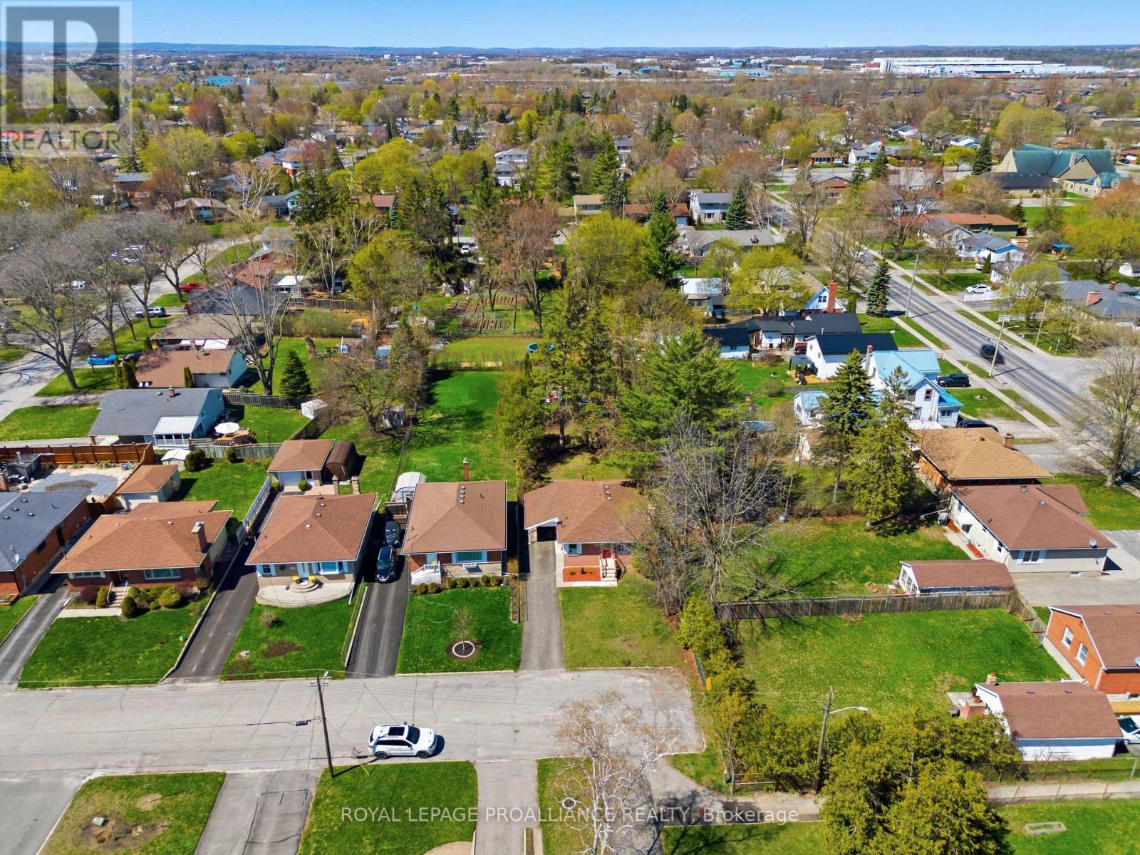88 Crestview Avenue, Belleville (Belleville Ward), Ontario  K8N 1W9 - Photo 44 - X13057112
