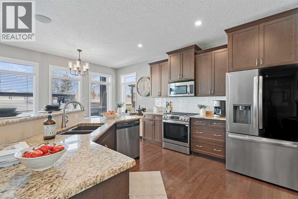 157 Crystal Green Drive, Okotoks, Alberta  T1S 0C8 - Photo 10 - A2304524