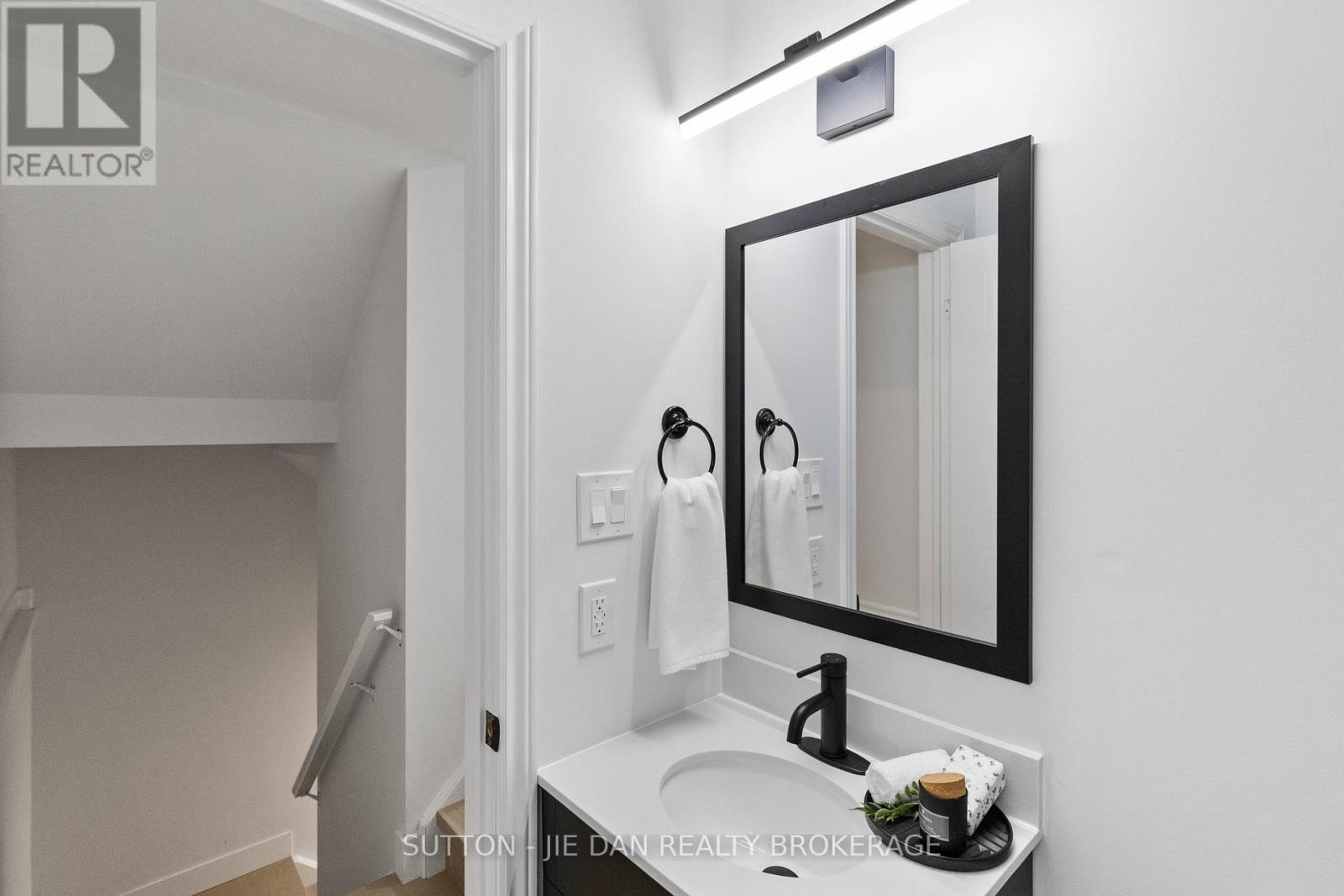 989 Mapleridge Street, London North, Ontario  N6H 0A6 - Photo 29 - X13056990