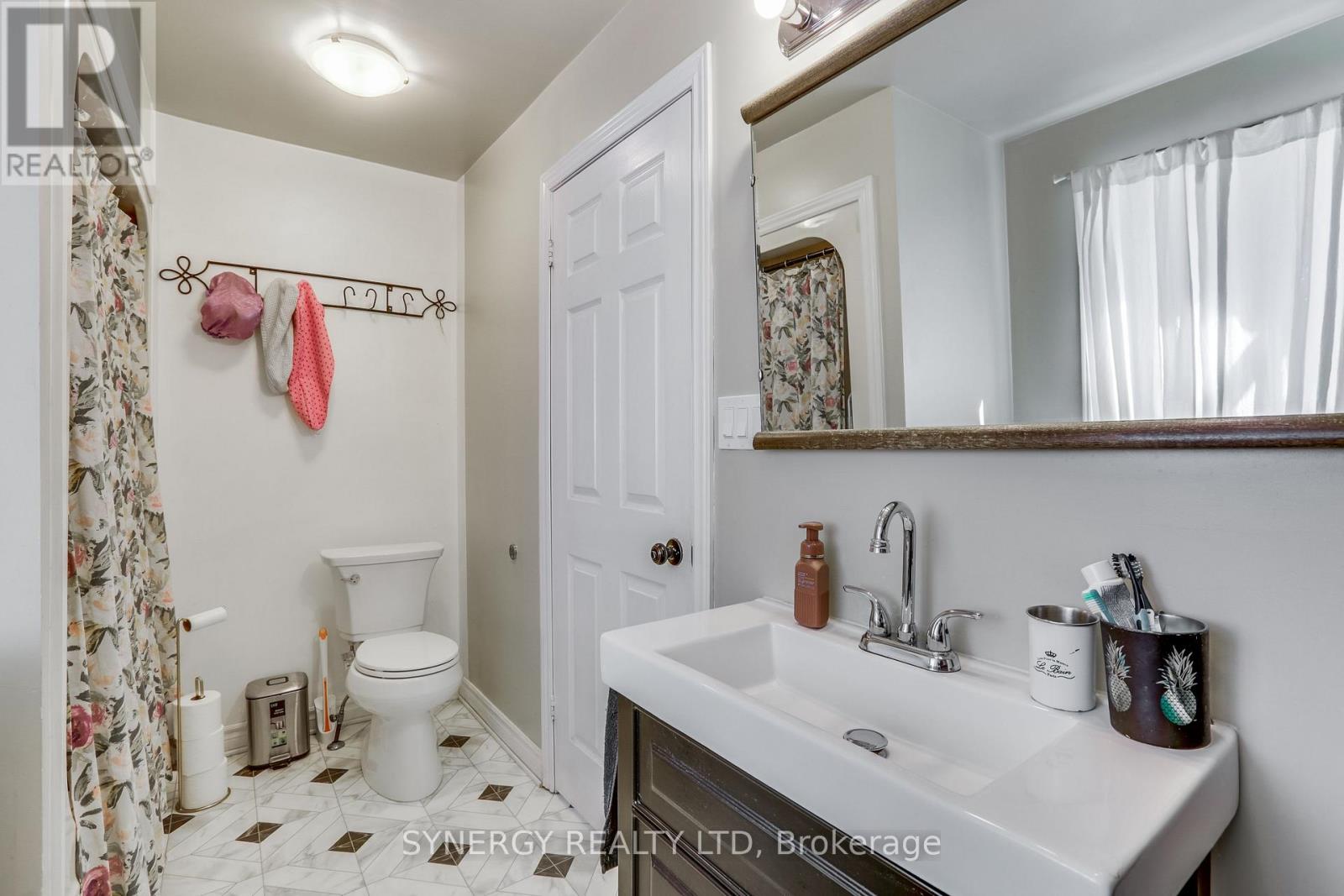 206 Caradoc Street S, Strathroy-Caradoc, Ontario  N7G 2P1 - Photo 16 - X13057028