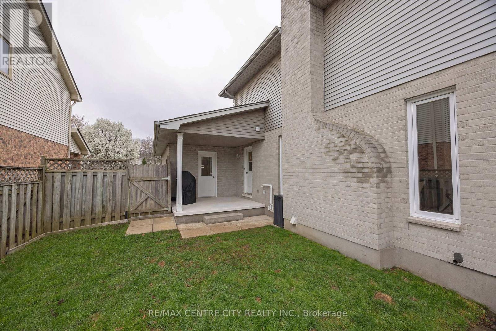 78 Summerdale Place, London South, Ontario  N6K 4C5 - Photo 39 - X13057036