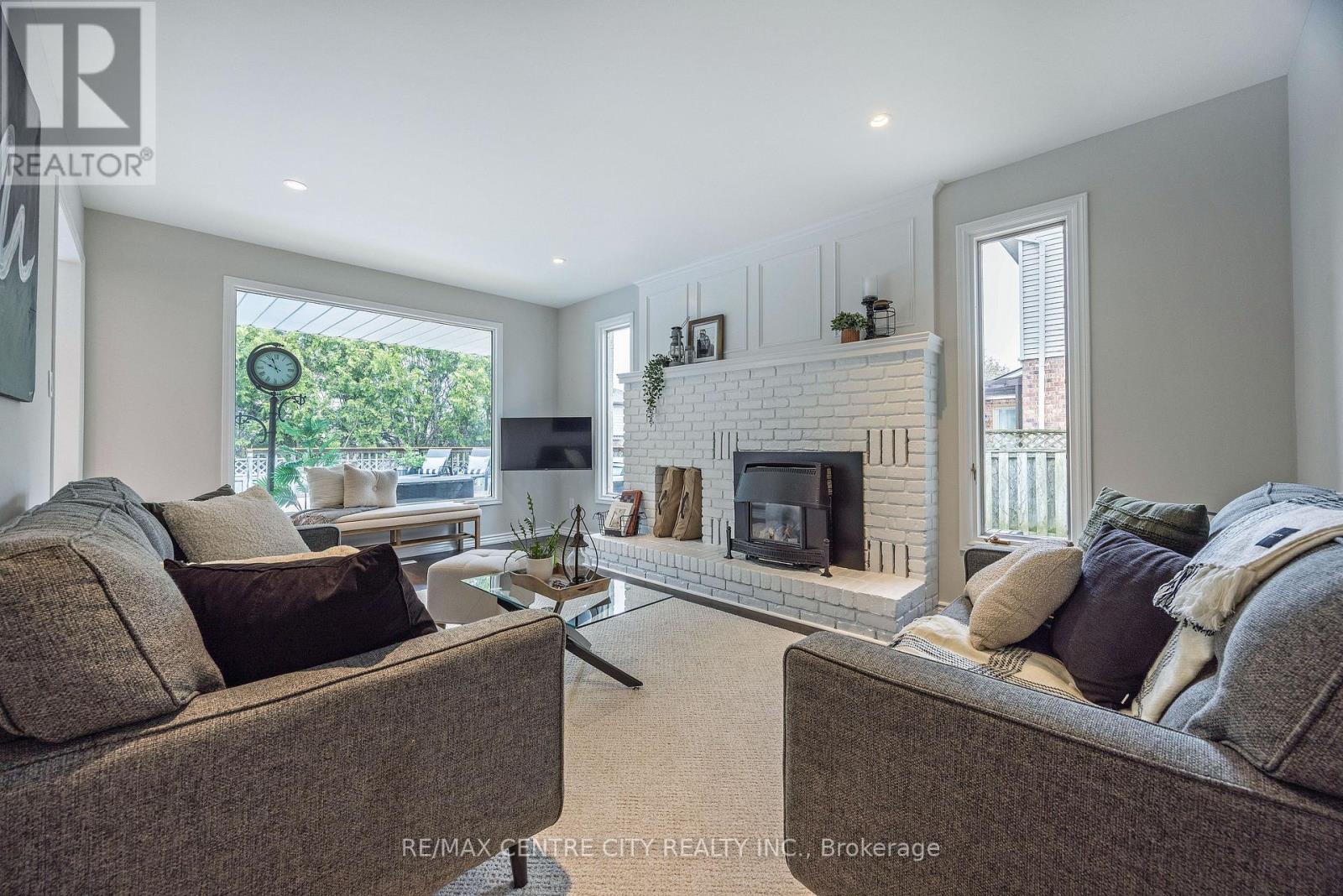 78 Summerdale Place, London South, Ontario  N6K 4C5 - Photo 5 - X13057036