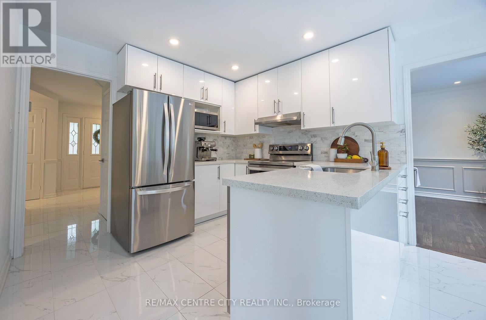 78 Summerdale Place, London South, Ontario  N6K 4C5 - Photo 8 - X13057036