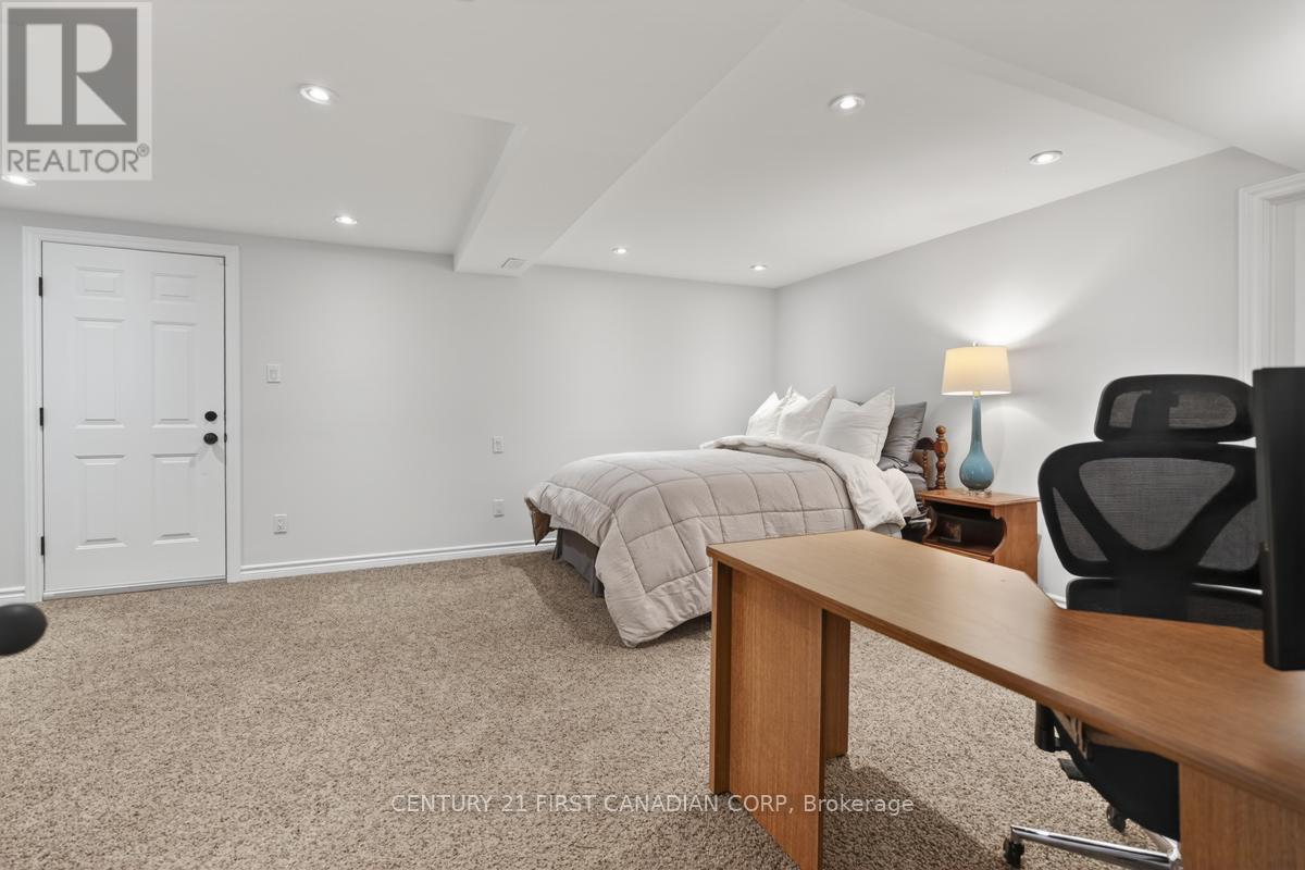 124 Sunray Avenue, London South, Ontario  N6P 1C6 - Photo 41 - X13057096