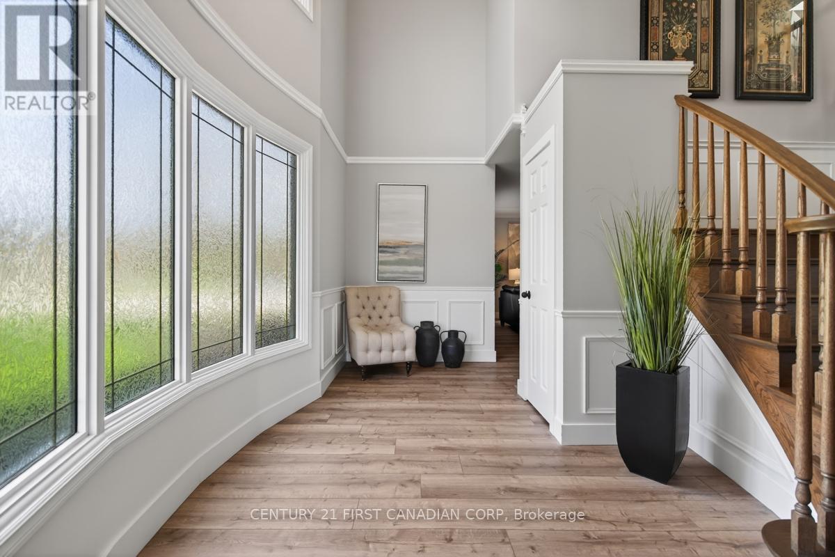 124 Sunray Avenue, London South, Ontario  N6P 1C6 - Photo 5 - X13057096