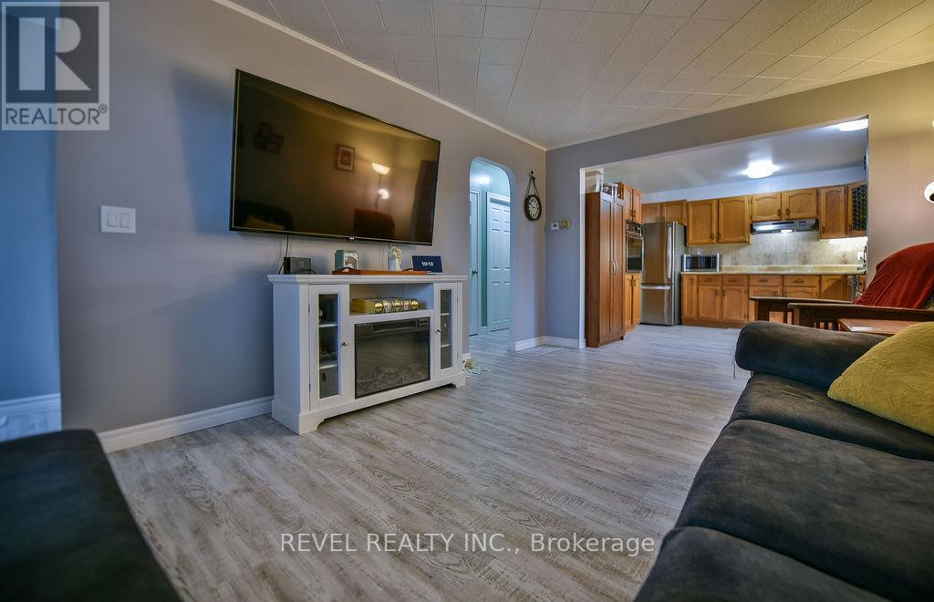 379 Cedar Street N, Timmins, Ontario  P4N 6K1 - Photo 6 - T13057018