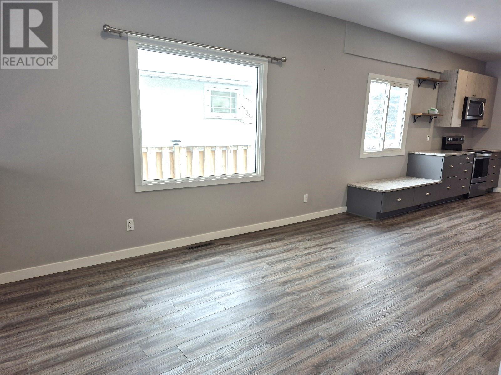 217 Angus St, Thunder Bay, Ontario  P7A 2Y3 - Photo 7 - TB2600491