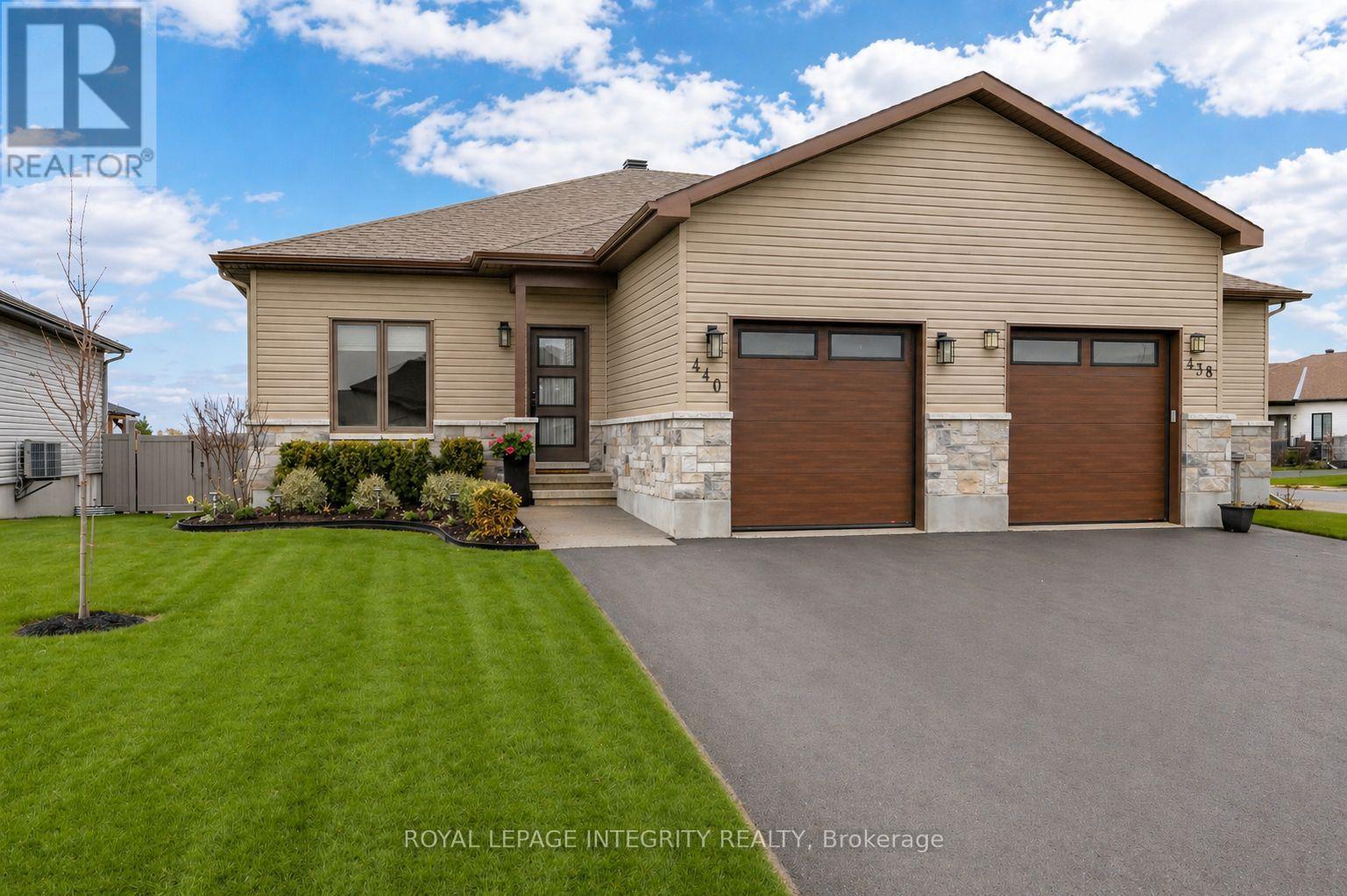 440 ARORA CRESCENT, North Dundas, Ontario