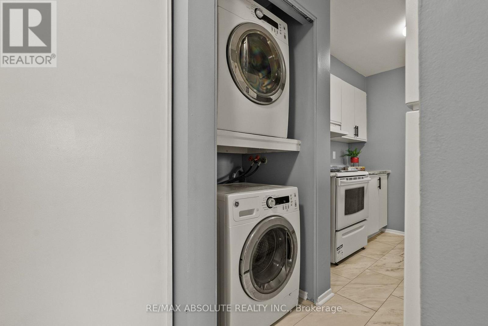 415 - 216 Viewmount Drive, Ottawa, Ontario  K2E 7X4 - Photo 18 - X13057052