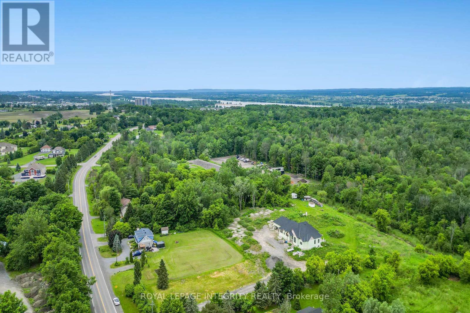 1695 Old Montreal Road, Ottawa, Ontario  K4C 1G7 - Photo 16 - X13057138