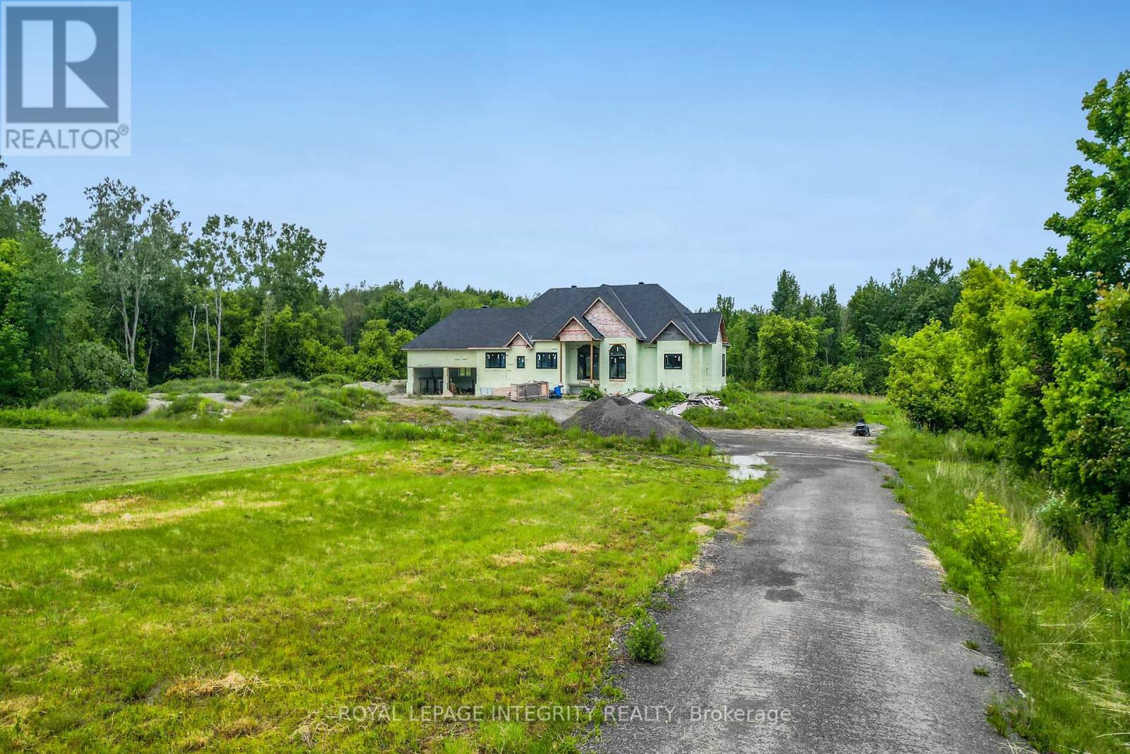 1695 Old Montreal Road, Ottawa, Ontario  K4C 1G7 - Photo 4 - X13057138