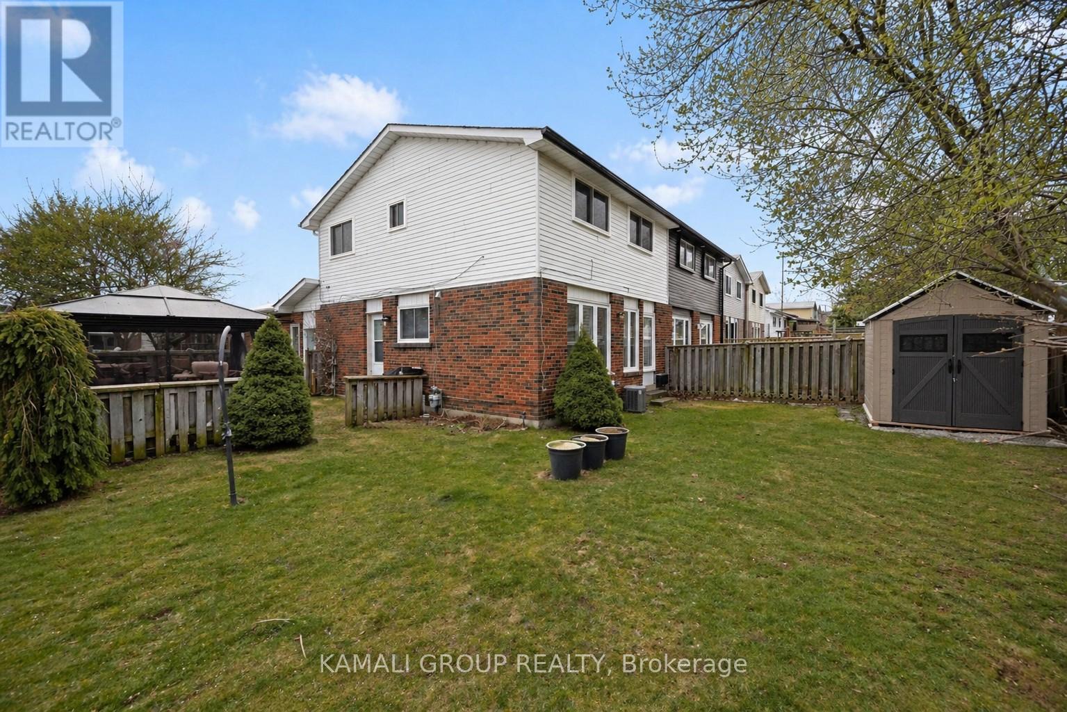 582 Lakeview Avenue, Oshawa, Ontario  L1J 1B1 - Photo 4 - E12713350