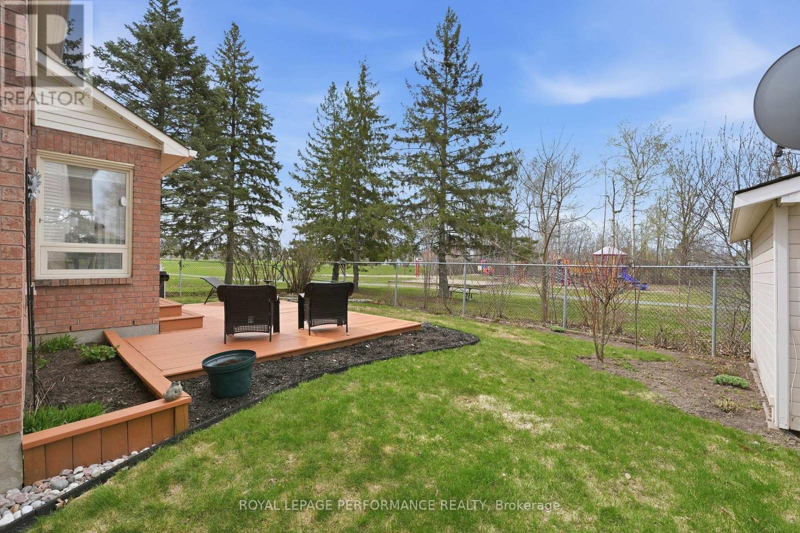 1682 Barrington Street, Ottawa, Ontario  K1C 4W8 - Photo 41 - X12926756