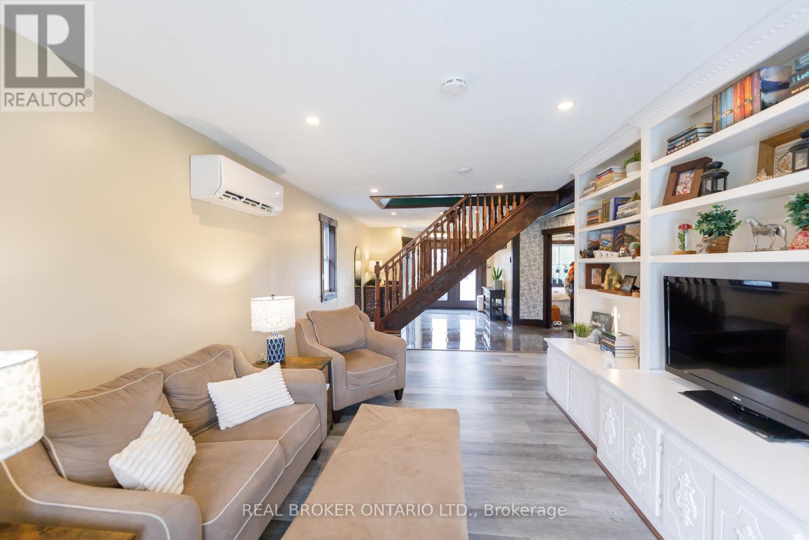 174 County 1 Road, Elizabethtown-Kitley, Ontario  K0E 1Y0 - Photo 13 - X13008100