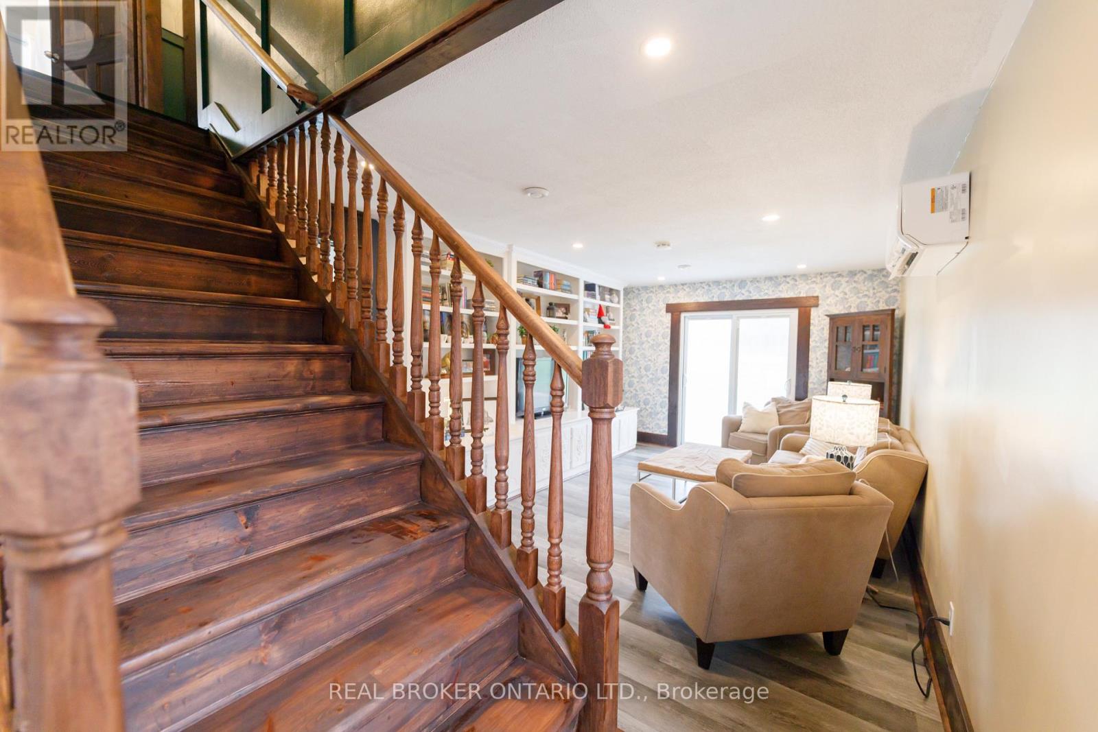 174 County 1 Road, Elizabethtown-Kitley, Ontario  K0E 1Y0 - Photo 10 - X13008100