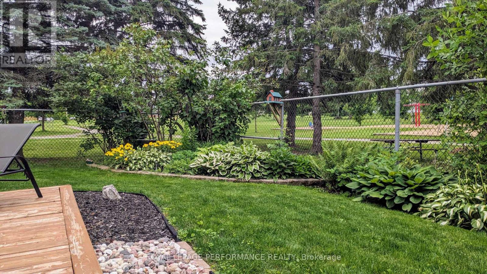 1682 Barrington Street, Ottawa, Ontario  K1C 4W8 - Photo 47 - X12926756