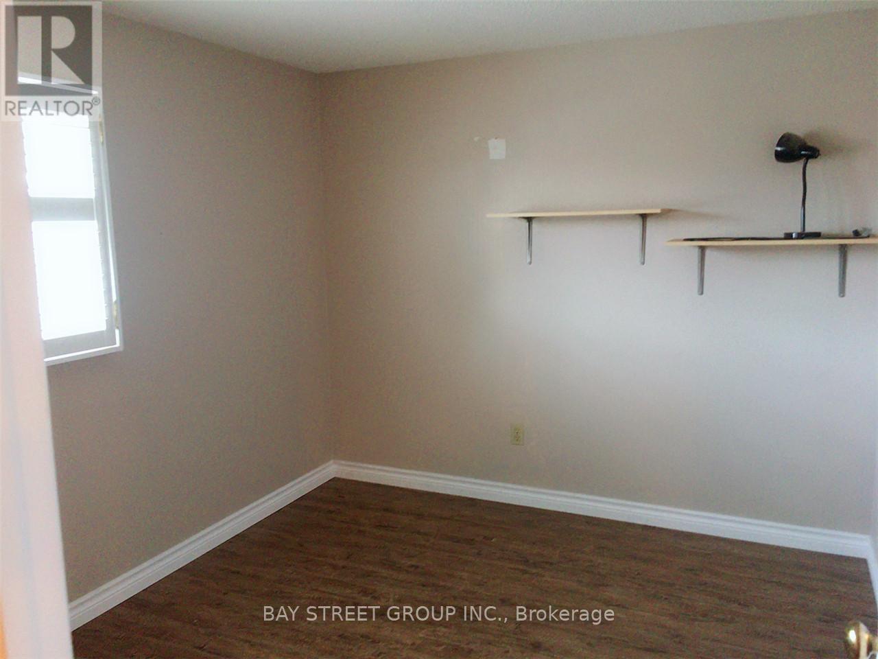 331 Green Lane, Markham, Ontario  L3T 7A4 - Photo 12 - N12843988