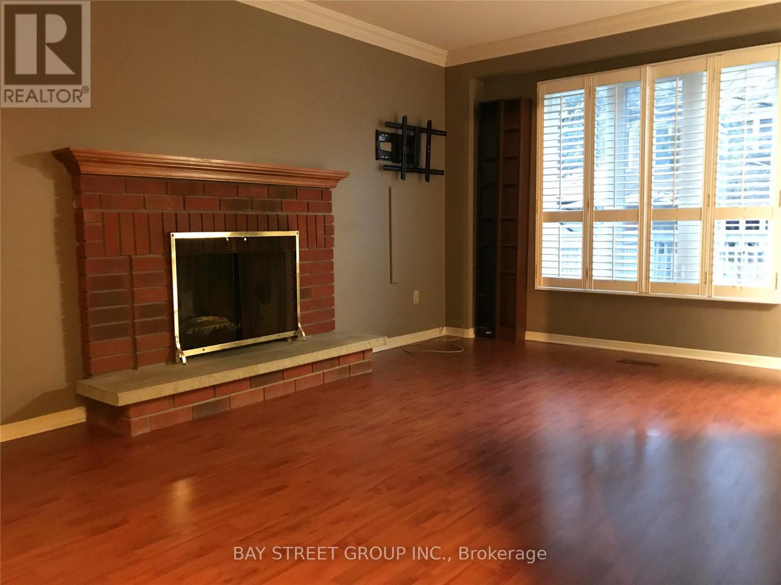 331 Green Lane, Markham, Ontario  L3T 7A4 - Photo 3 - N12843988