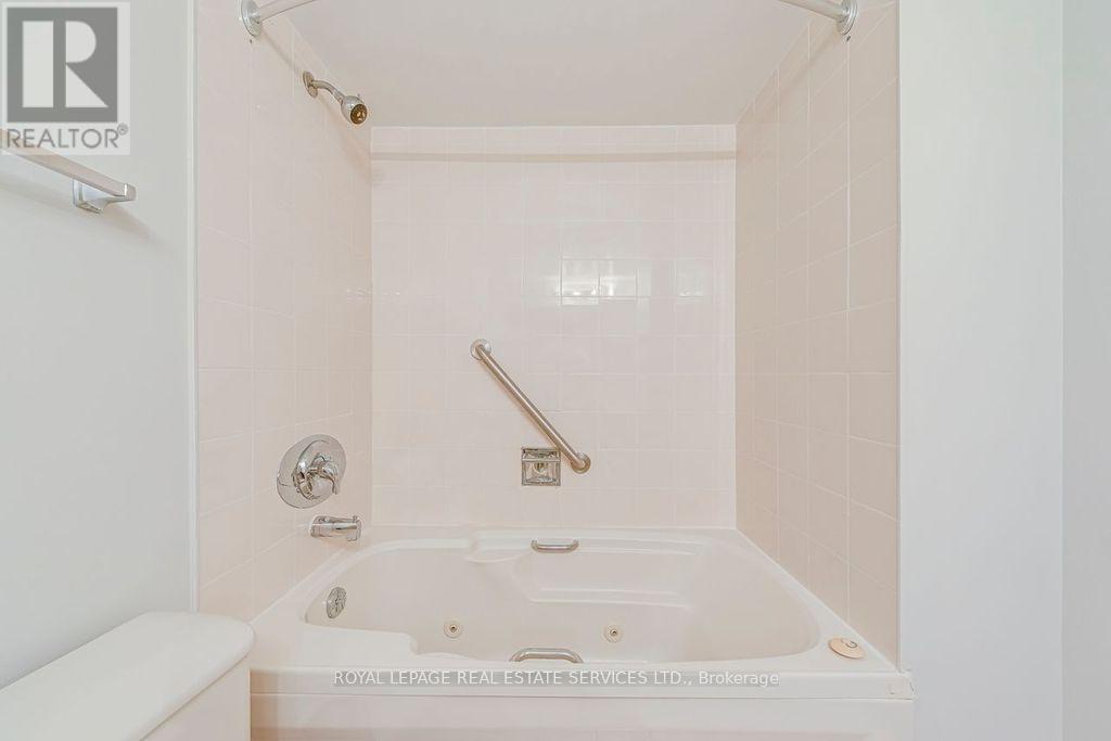 709 - 1110 Walden Circle, Mississauga, Ontario  L5J 4R3 - Photo 15 - W13056570