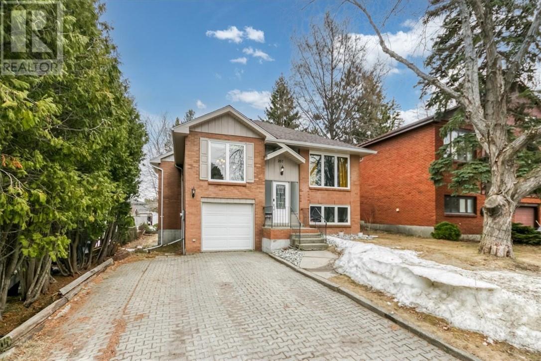 267 Southgate Crescent, Sudbury, Ontario  P3E 5J6 - Photo 3 - 2127385