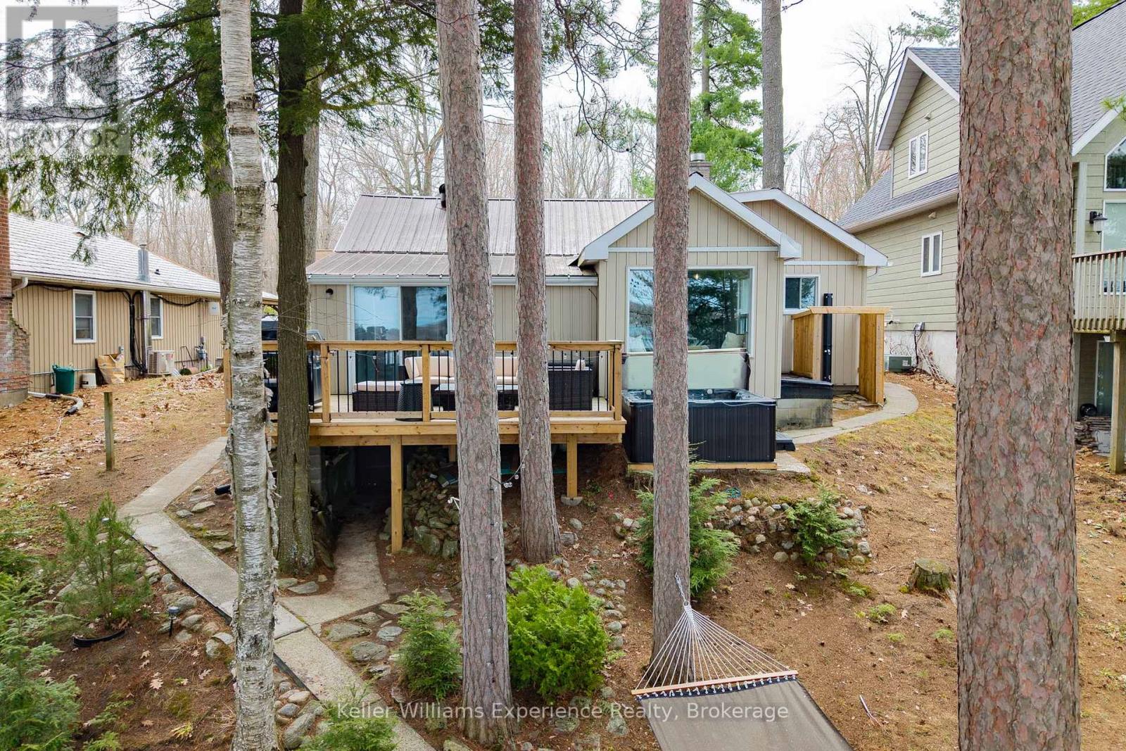 2256 SOUTH ORR LAKE ROAD, Springwater, Ontario