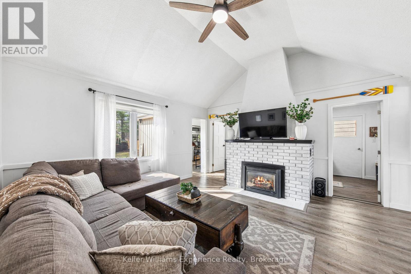 2256 South Orr Lake Road, Springwater, Ontario  L0L 1P0 - Photo 14 - S13057032