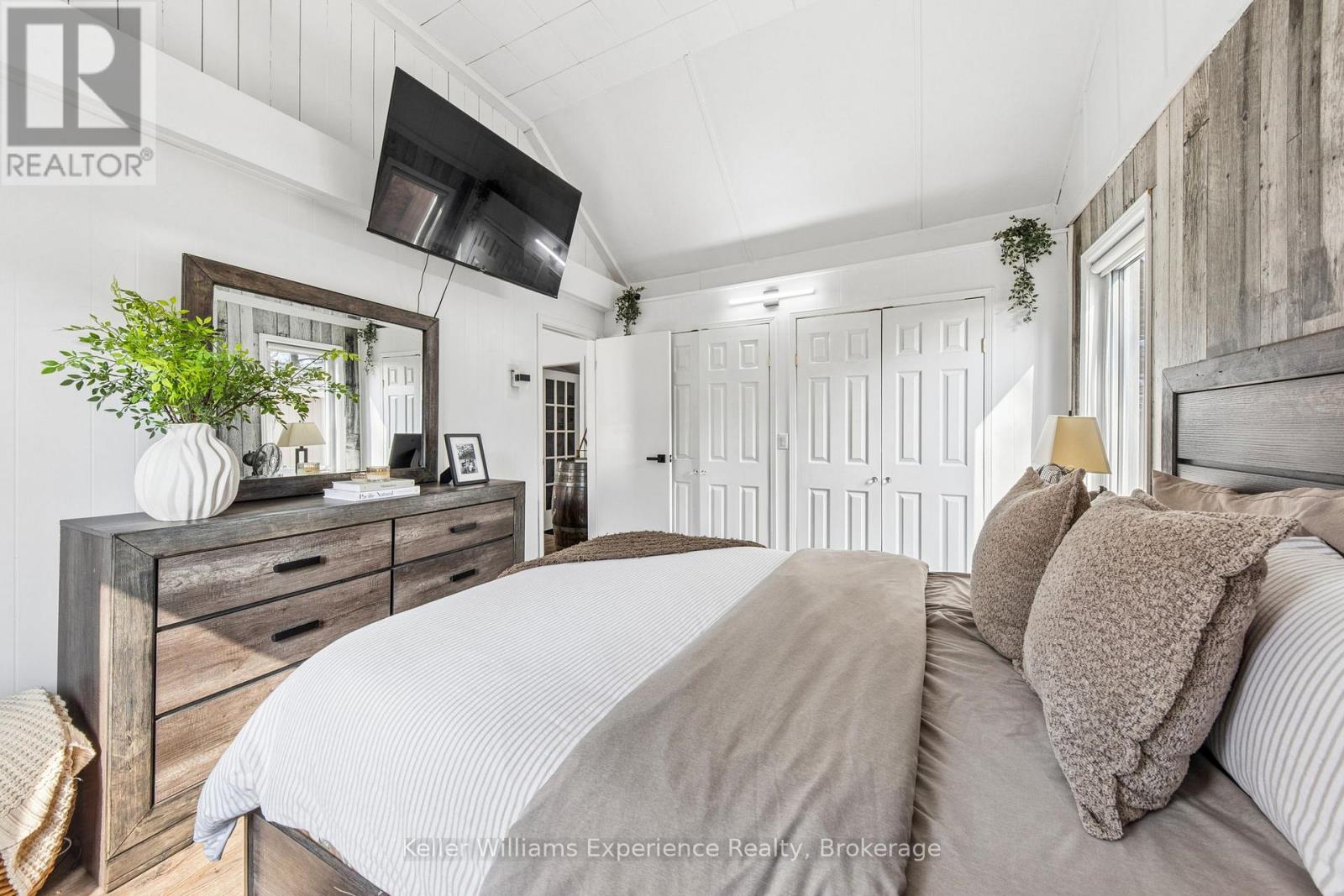 2256 South Orr Lake Road, Springwater, Ontario  L0L 1P0 - Photo 22 - S13057032