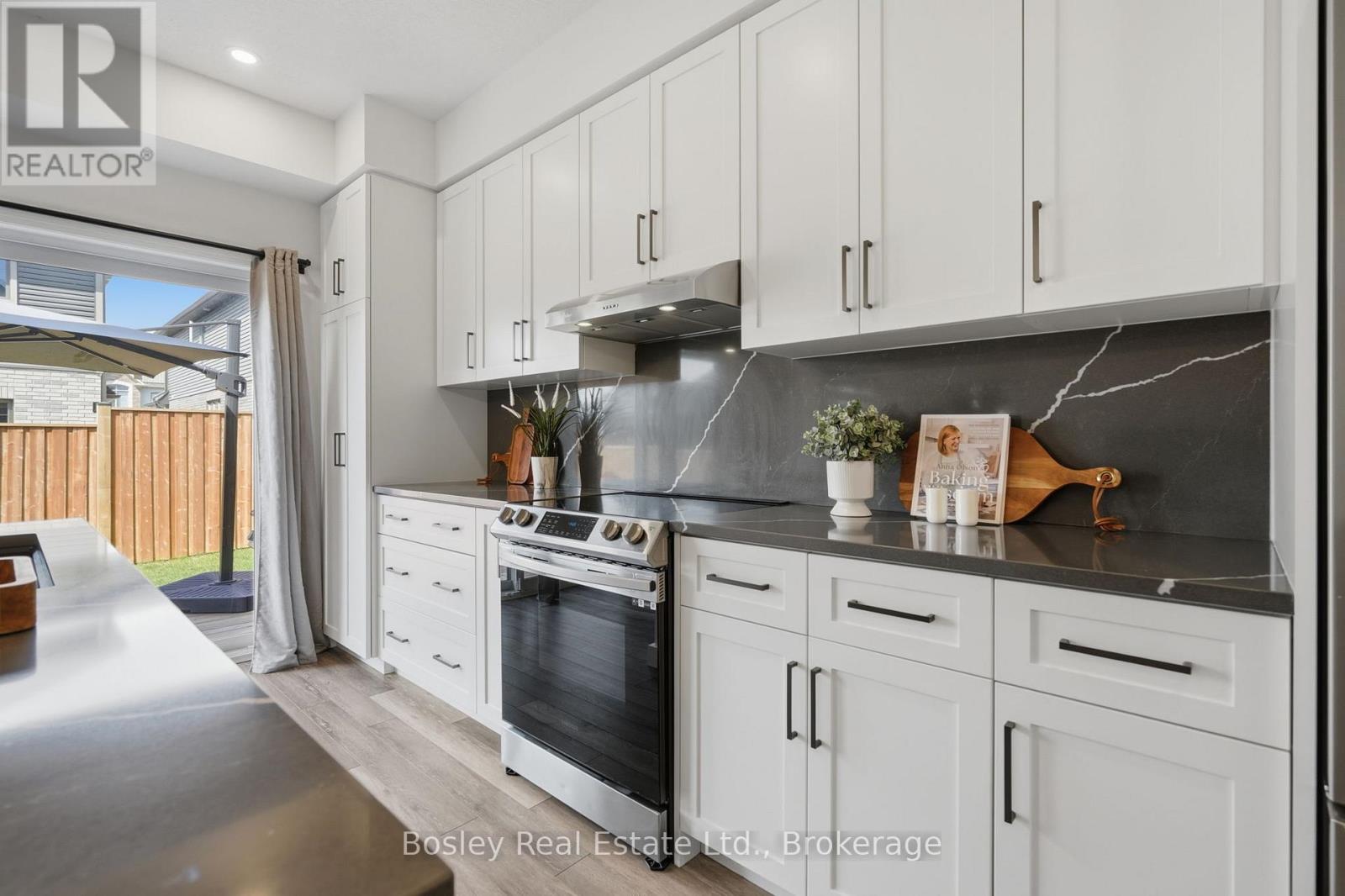 100 Mclean Avenue, Collingwood, Ontario  L9Y 4B6 - Photo 13 - S13057056