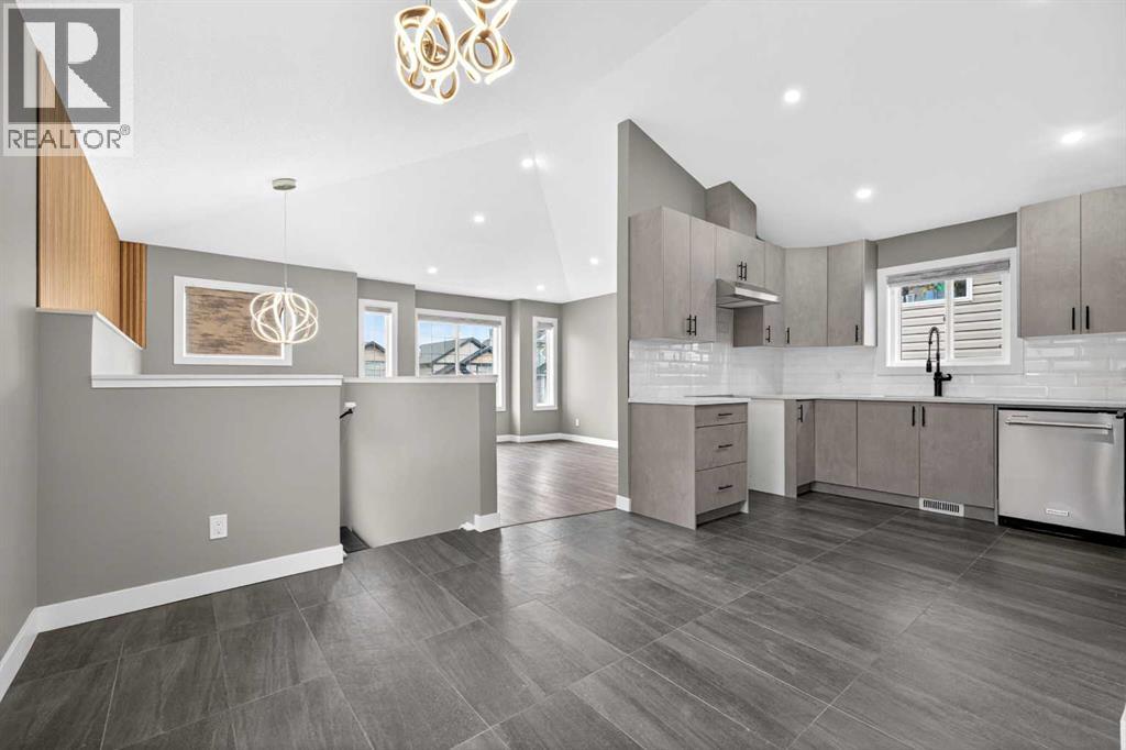 125 Saddlefield Crescent Ne, Calgary, Alberta  T3J 4Z8 - Photo 14 - A2297334