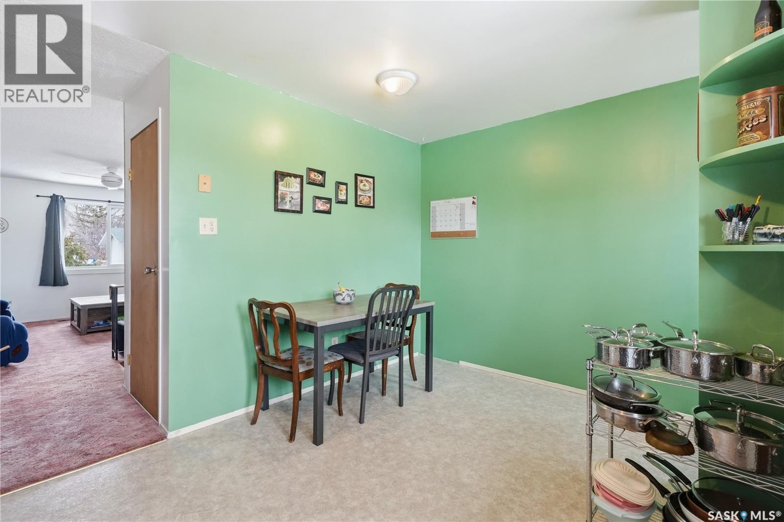 15 Turner Crescent, Regina, Saskatchewan  S4N 4P7 - Photo 8 - SK034161