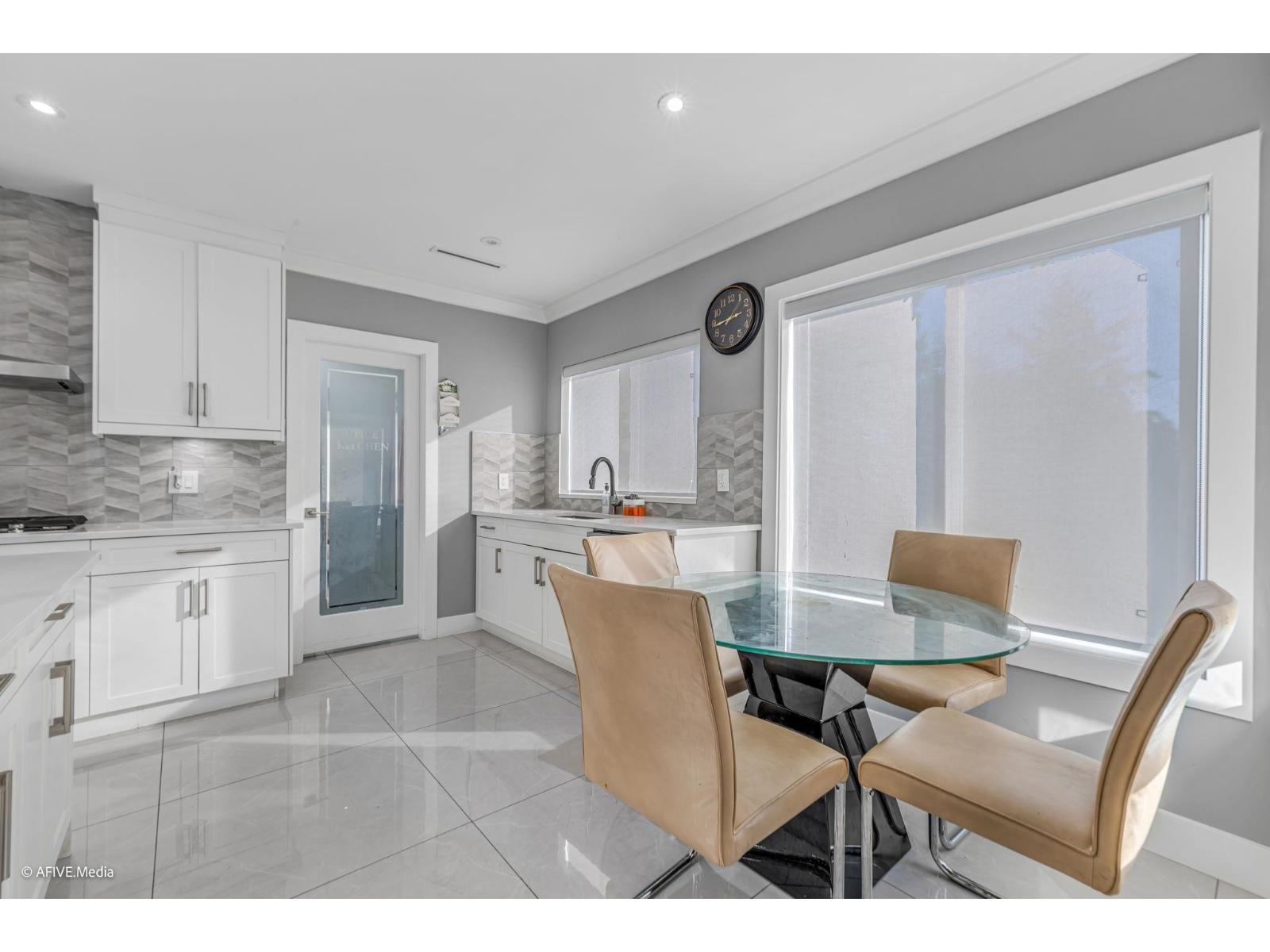 17268 61a Avenue, Surrey, British Columbia  V3S 4V7 - Photo 15 - R3115545