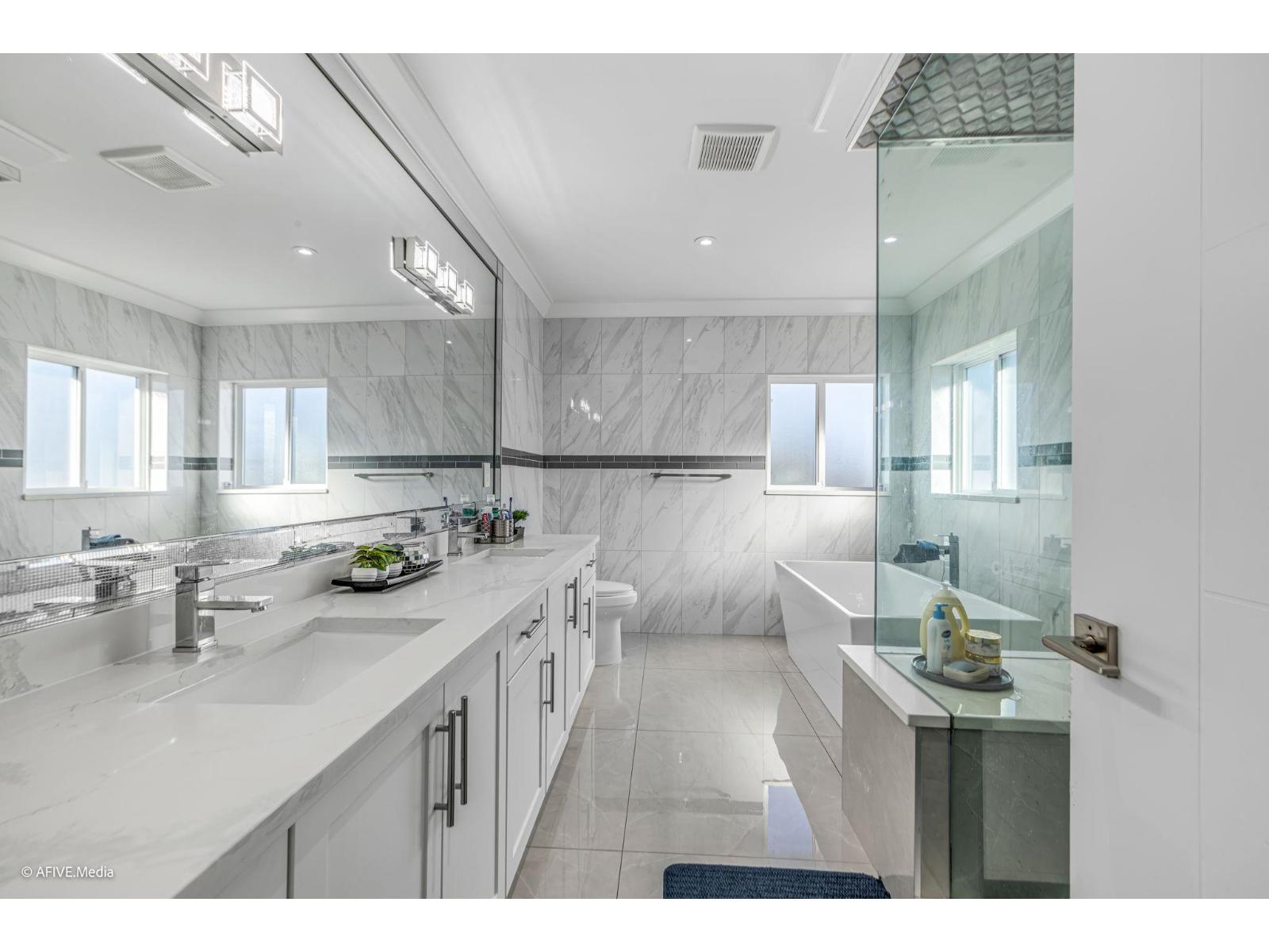 17268 61a Avenue, Surrey, British Columbia  V3S 4V7 - Photo 32 - R3115545