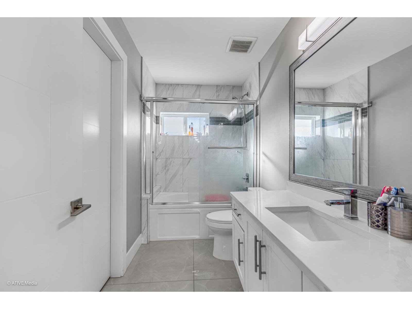 17268 61a Avenue, Surrey, British Columbia  V3S 4V7 - Photo 20 - R3115545