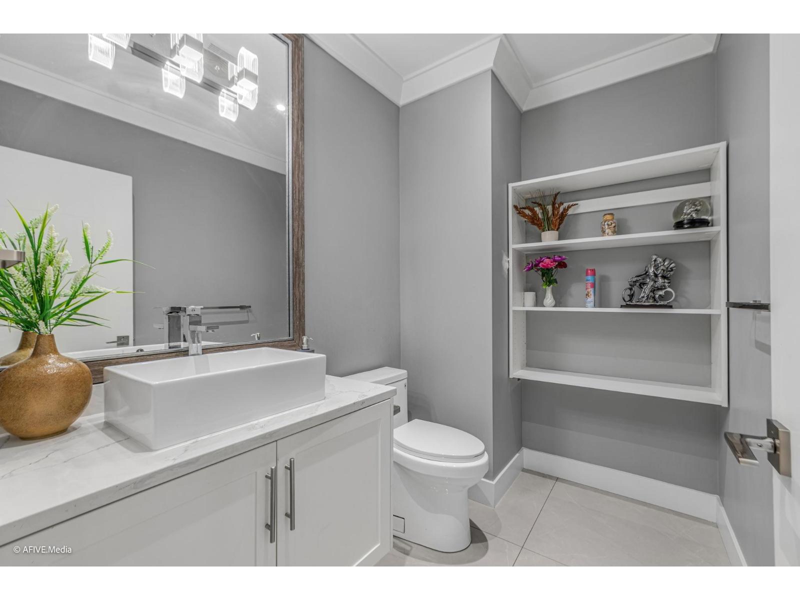 17268 61a Avenue, Surrey, British Columbia  V3S 4V7 - Photo 8 - R3115545