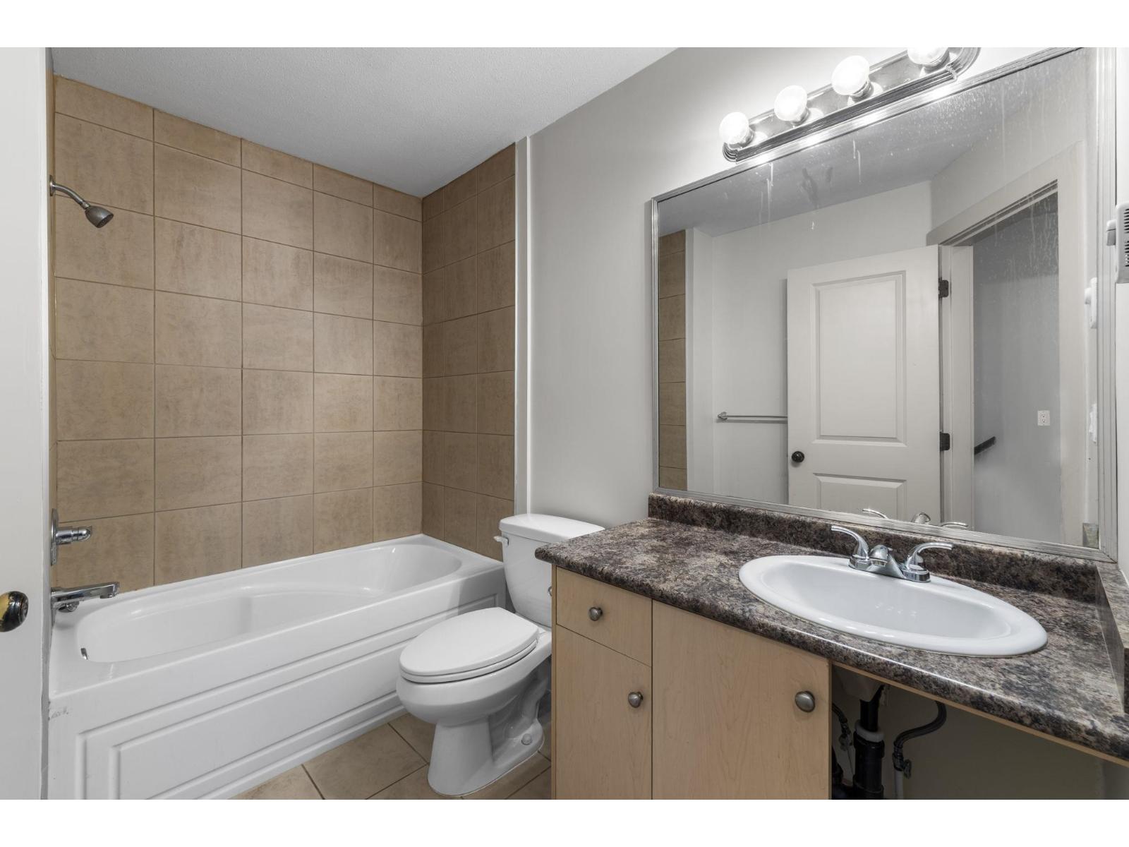 6746 191a Street, Surrey, British Columbia  V4N 6A5 - Photo 38 - R3116789